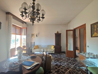 Foto Casa indipendente a Sinalunga di 340 m² in vendita