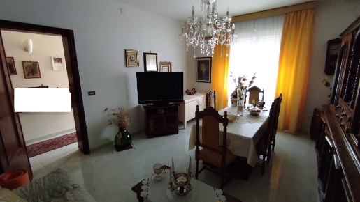 Foto Casa indipendente in Via Milano, Trapani di 180 m² con 4 locali