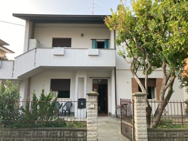 Foto Casa indipendente a Forlì in vendita