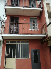 Foto Casa indipendente in canton gruppo 9, Pralungo di 130 m² con 5 locali
