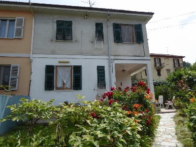 Foto Casa indipendente in Via Matteotti Giacomo 8, Grognardo di 110 m²