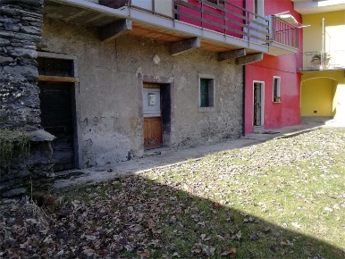 Foto Casa indipendente in 5, Anzola d'Ossola di 70 m² con 2 locali