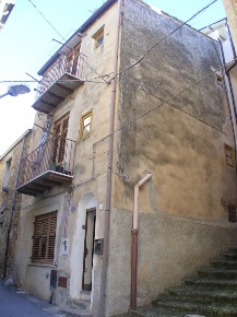 Foto Casa indipendente in via Celso n.56, Collesano di 75 m² in vendita