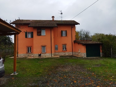 Foto Casa indipendente a Novi Ligure di 145 m² in vendita