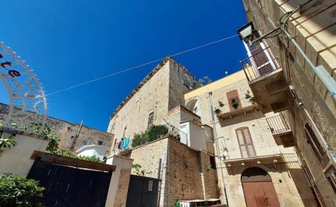 Foto Casa indipendente a Ruvo di Puglia di 330 m² con 4 locali in vendita