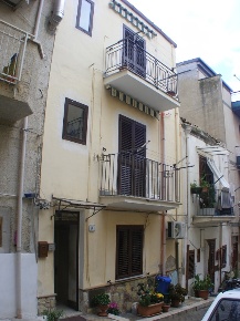 Foto Casa indipendente in via Santa Rosalia n.6/B, Campofelice di Roccella