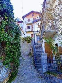 Foto Casa indipendente in RANCALDINA, Masera di 170 m² con 7 locali