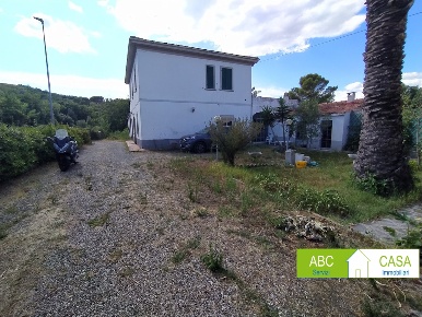 Foto Casa indipendente a Rosignano Marittimo in vendita