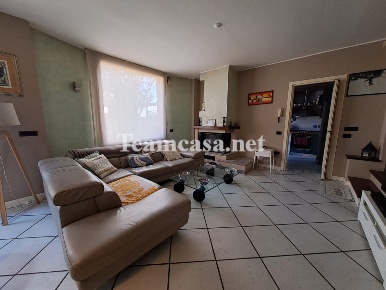 Foto Casa indipendente a Pesaro di 311 m² con 1 locali in vendita