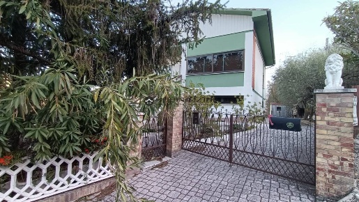 Foto Casa indipendente in via sant' antonio, Fossombrone di 180 m²