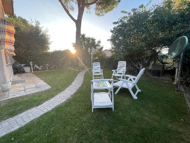 Foto Casa indipendente in Via Isola di Procida, Follonica di 100 m²