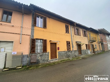 Foto Case semi ndipendenti a Lamporo di 168 m² con 5 locali in vendita