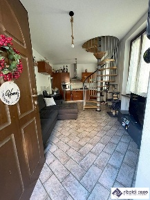 Foto Casa indipendente in VIA SANT'ALESSANDRO, Monza di 75 m² con 3 locali
