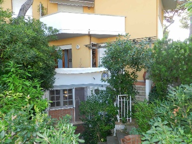Foto Casa indipendente a Rosignano Marittimo in vendita