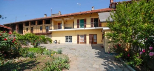 Foto Casa indipendente in VIA GIUSEPPE GARIBALDI, Montanaro di 162 m²