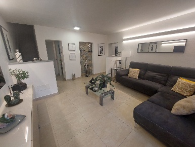 Foto Casa indipendente a Carmignano Centro di 110 m² con 5 locali