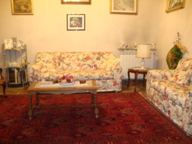 Foto Casa indipendente a Viareggio Centro di 240 m² con 10 locali