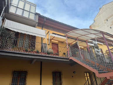 Foto Casa indipendente a Alessandria di 170 m² con 4 locali in vendita