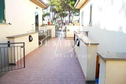 Foto Casa indipendente in Via della Pineta, Grosseto Marina di Grosseto