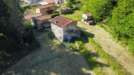 Foto Casa indipendente in LocalitÃ  Case Dalli, Coreglia Antelminelli