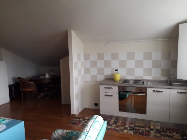 Foto Casa indipendente a Tortona di 400 m² in vendita