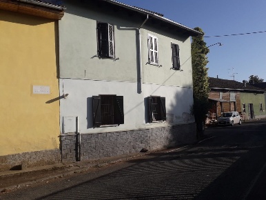 Foto Case semi ndipendenti a Alessandria di 90 m² con 4 locali in vendita