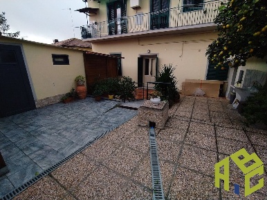 Foto Casa indipendente a Rosignano Marittimo Rosignano Solvay in vendita