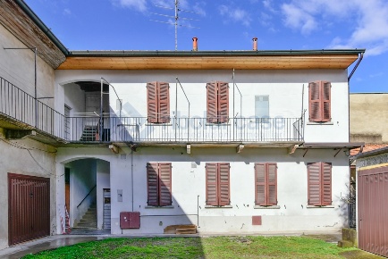 Foto Casa indipendente in VIA SAN MARTINO, Seveso Centro di 170 m²