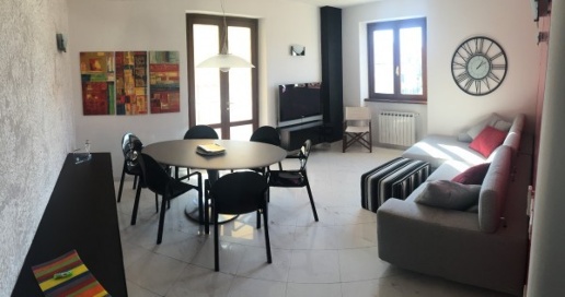 Foto Casa indipendente a Camaiore Camaiore Paese di 160 m² con 6 locali