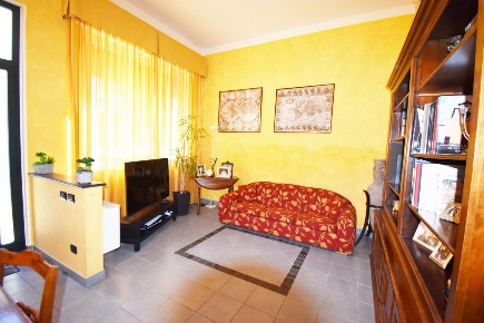 Foto Casa indipendente a Viareggio di 160 m² con 6 locali in vendita