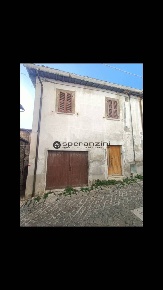 Foto Casa indipendente in VIA NAZARIO SAURO, Fossombrone Centro di 180 m²