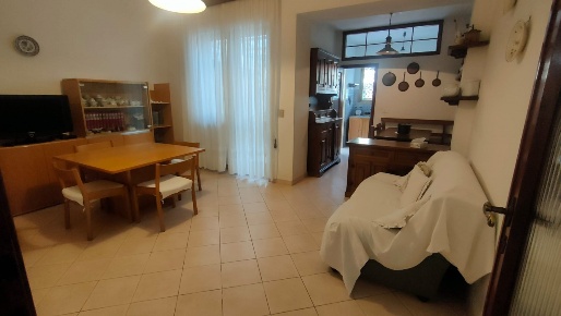 Foto Casa indipendente a Viareggio di 205 m² con 6 locali in vendita