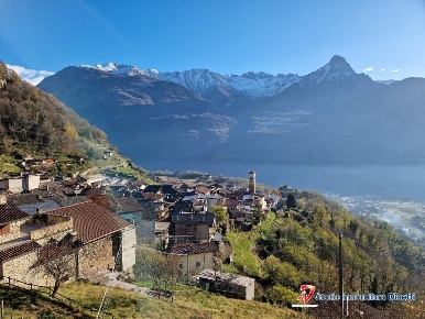 Foto Case semi ndipendenti in Via Nisgiole, Capo di Ponte di 220 m²