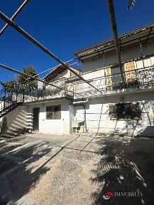 Foto Casa indipendente a San Lorenzo San Pantaleone di 120 m² con 6 locali
