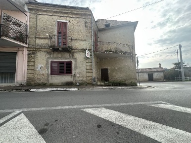 Foto Case semi ndipendenti in Viale Roma, Corropoli di 210 m² con 4 locali