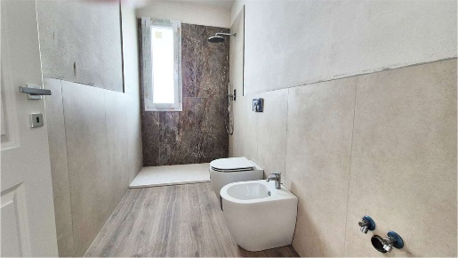 Foto Appartamento a Prato di 89 m² con 3 locali in vendita