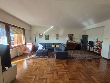 Foto Appartamento in VIA CESARE TERRANOVA 70, Frosinone Tribunale di 160 m²