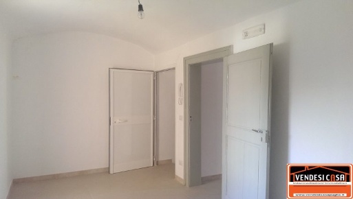 Foto Casa indipendente a Adelfia di 100 m² con 2 locali in vendita