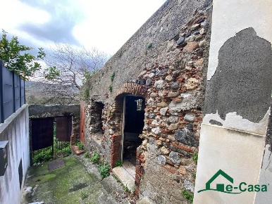 Foto Case semi ndipendenti in VICO CESARE BATTISTI, Torregrotta Centro