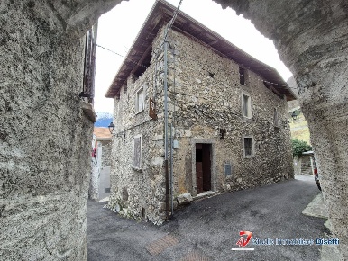 Foto Case semi ndipendenti in Via Dassaro, Cerveno Centro di 100 m²