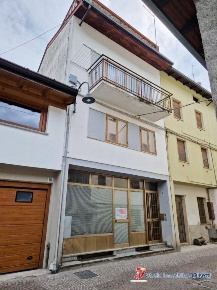 Foto Case semi ndipendenti in Via Garibaldi, Corteno Golgi Santicolo