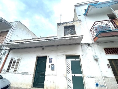Foto Casa indipendente a Capurso di 90 m² con 3 locali in vendita