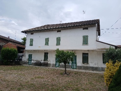 Foto Casa indipendente a Mortara Centro di 230 m² con 5 locali in vendita