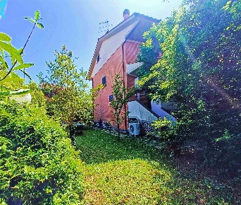 Foto Casa indipendente a Rosignano Marittimo in vendita
