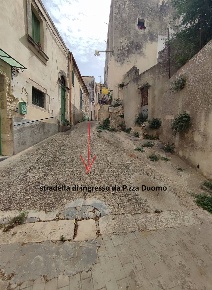 Foto Casa indipendente a Ragusa Ibla di 134 m² con 6 locali in vendita
