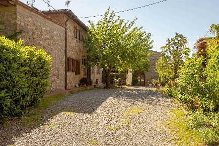 Foto Casa indipendente in via di Mugnana, Greve in Chianti di 279 m²