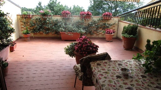 Foto Casa indipendente in VIA D. ALIGHIERI 5, Reggello Centro di 120 m²