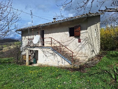Foto Casa indipendente a San Severino Marche di 180 m² con 4 locali