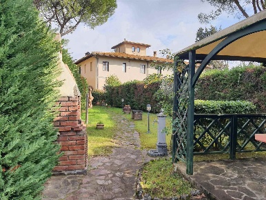 Foto Casa indipendente a Montespertoli di 81 m² con 4 locali in vendita
