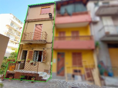 Foto Casa indipendente in Roma, Alì Terme di 160 m² con 4 locali in vendita